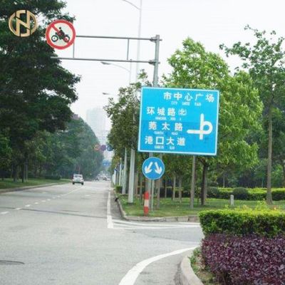 6m 6.5m 8m 도로 표지판 폴란드에 의하여 직류 전기를 통하는 강철 거리 표지판 폴란드 8각형 모양
