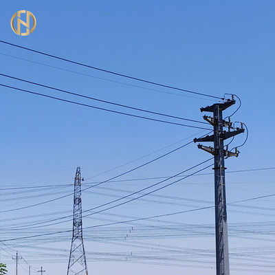 8각형 강철 폴란드 69KV NEA 50FT가 회색 색깔에 의하여 55FT 60FT 65FT 70FT 직류 전기를 통했습니다