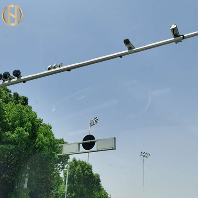 Q235는 CCTV 야외 보안 카메라 막대기 두배 브라켓을 활성화했습니다